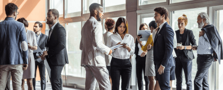 Dress to Impress: Trade Show Attire Tips for Exhibitors and Attendees